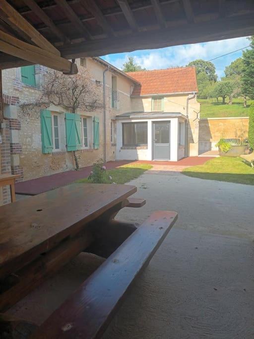 Maison De Campagne Lindry Exterior foto
